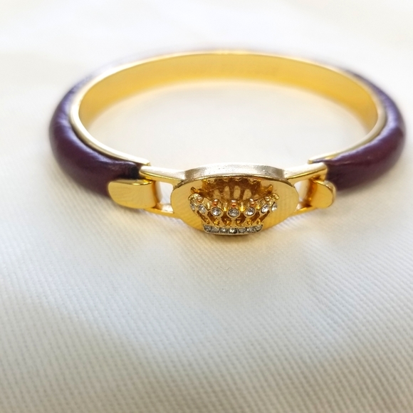 Juicy Couture Leather Paved Crown Fashion Burgundy Bangle Bracelet